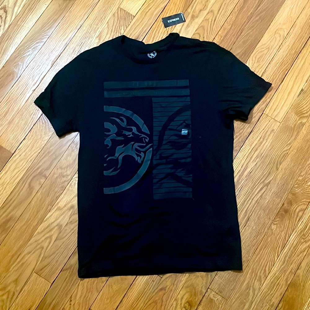 Express Graphic Tee